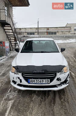 Седан Peugeot 301 2013 в Житомире