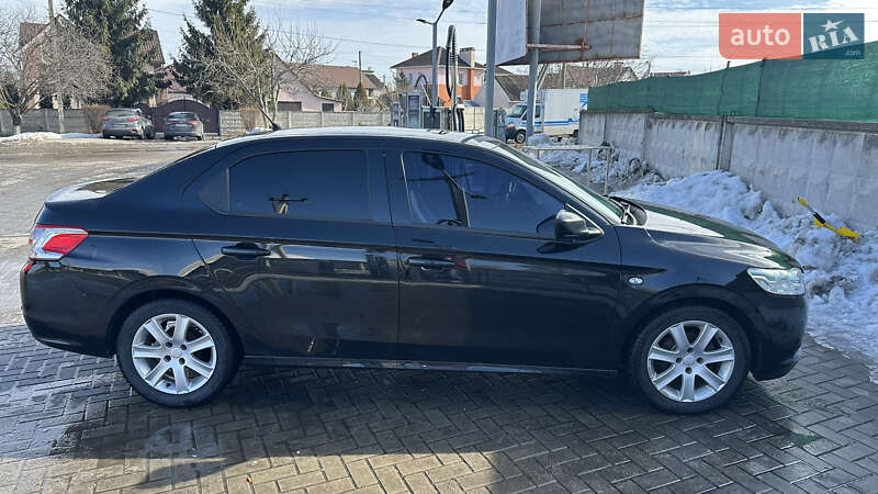 Седан Peugeot 301 2016 в Борисполе