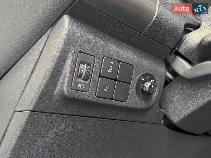 Седан Peugeot 301 2023 в Киеве