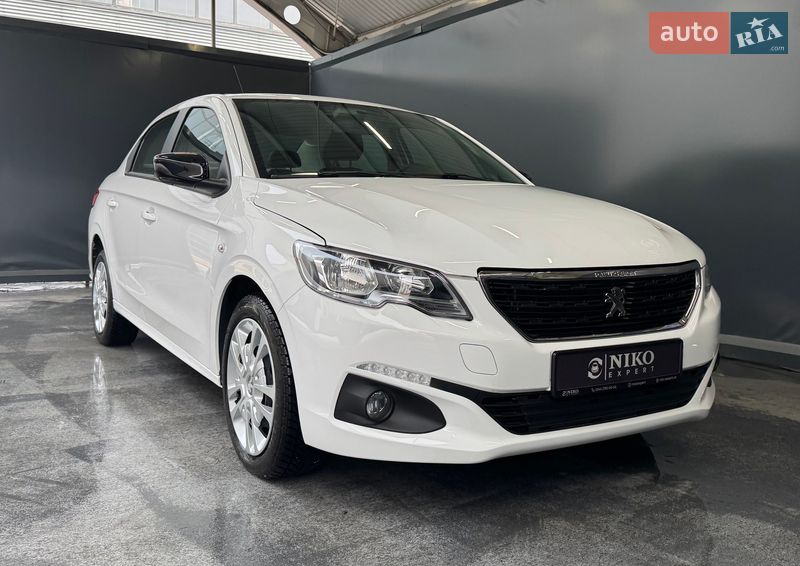 Седан Peugeot 301 2023 в Киеве