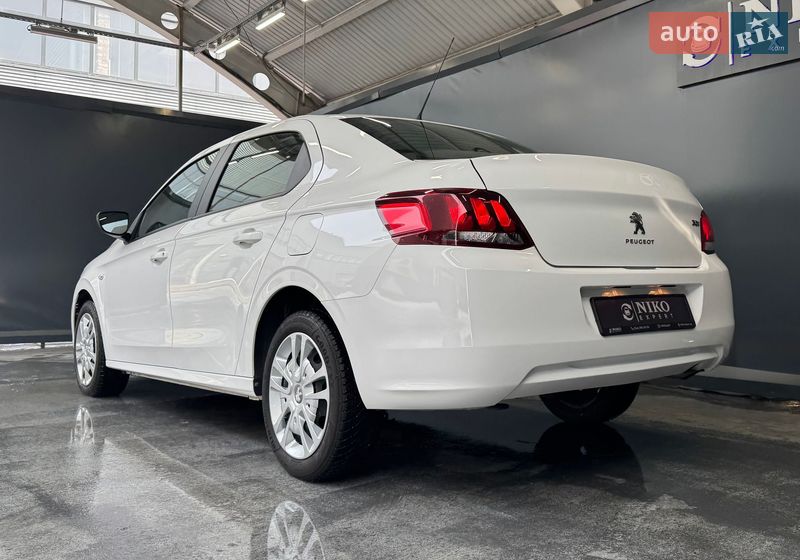 Седан Peugeot 301 2023 в Киеве