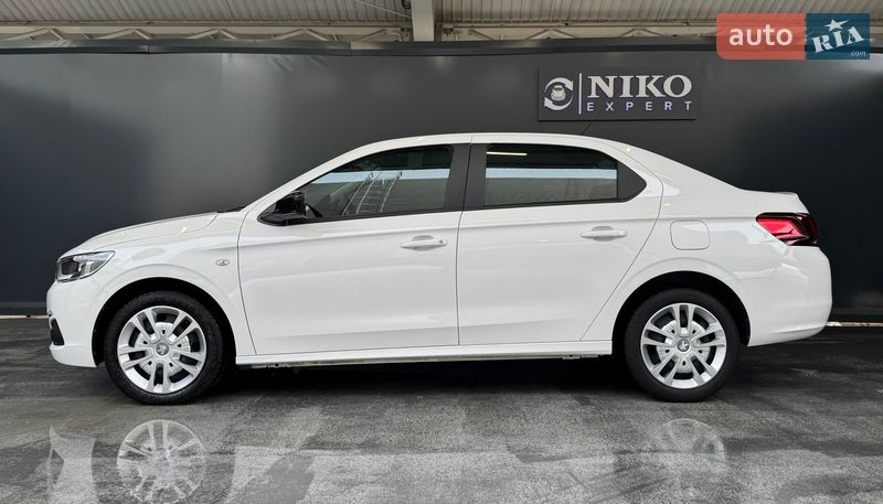 Седан Peugeot 301 2023 в Киеве