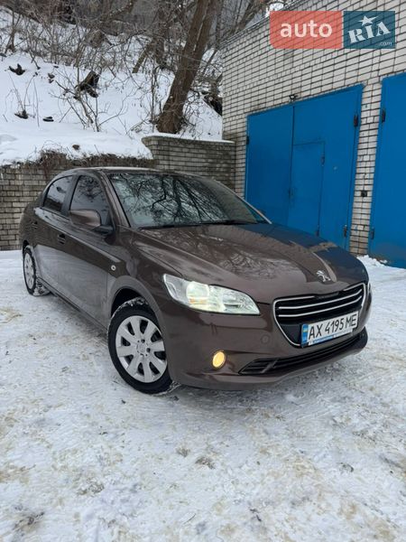 Седан Peugeot 301 2015 в Харькове