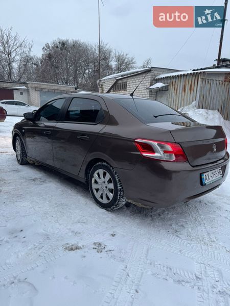Седан Peugeot 301 2015 в Харькове