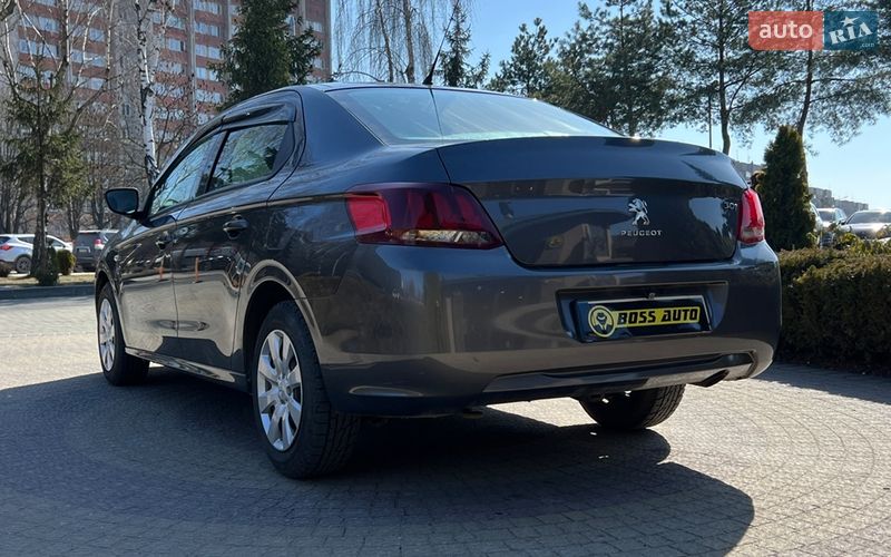 Седан Peugeot 301 2019 в Львове