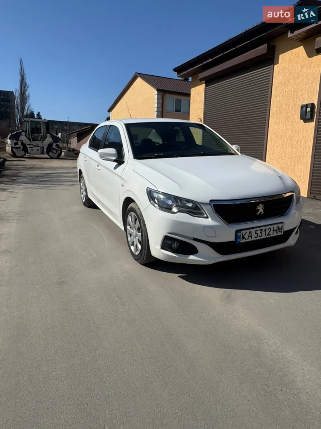2017 Peugeot 301 - фото 1