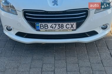 Седан Peugeot 301 2013 в Киеве