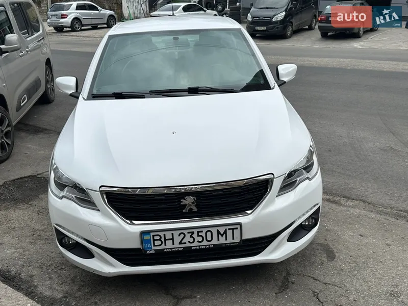 Peugeot 301 2018