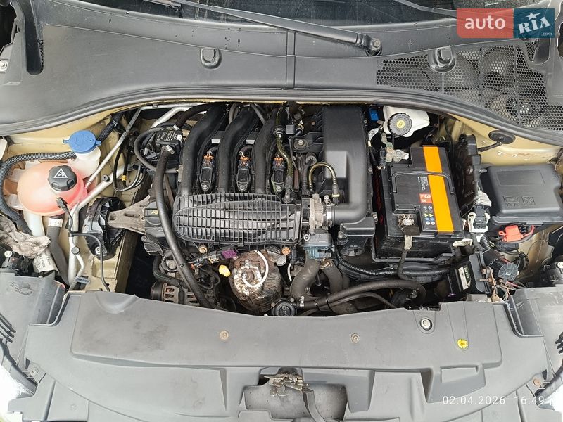 Седан Peugeot 301 2017 в Киеве