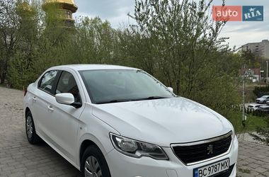 Седан Peugeot 301 2018 в Львові