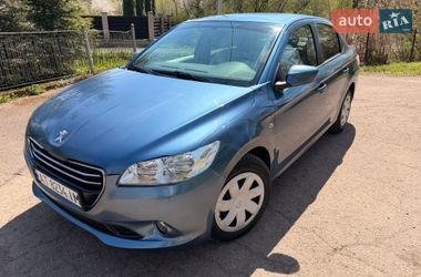 Седан Peugeot 301 2013 в Калуше