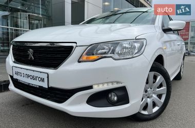 Седан Peugeot 301 2021 в Киеве
