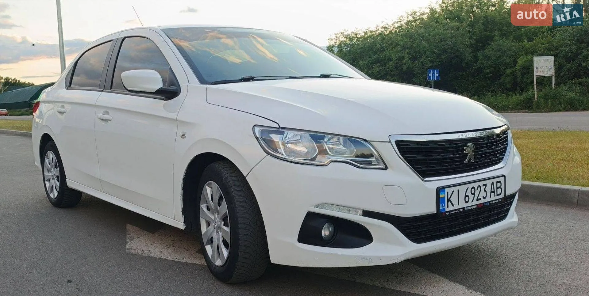 2017 Peugeot 301 - мініатюра 3