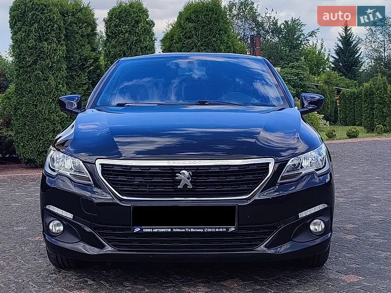Peugeot 301