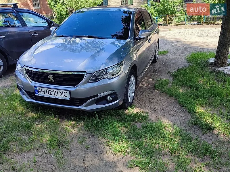 Peugeot 301 2019