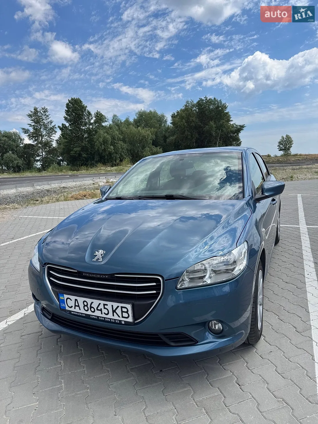 2015 Peugeot 301 - фото 1