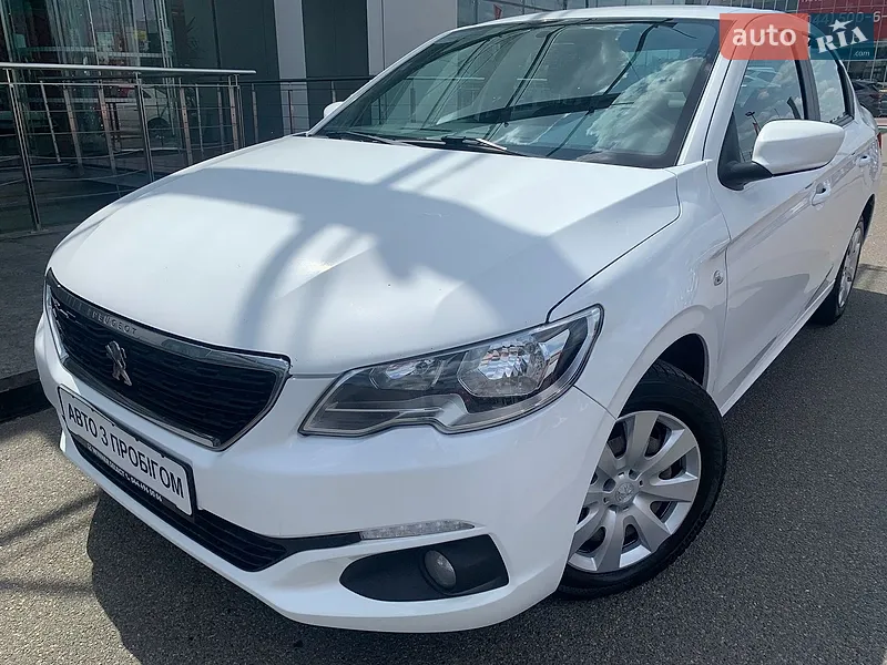 Peugeot 301