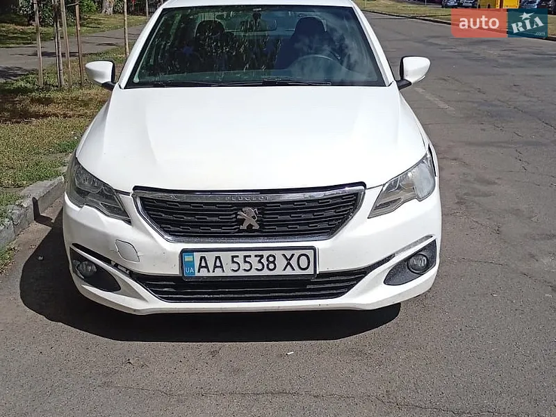 Peugeot 301 2019