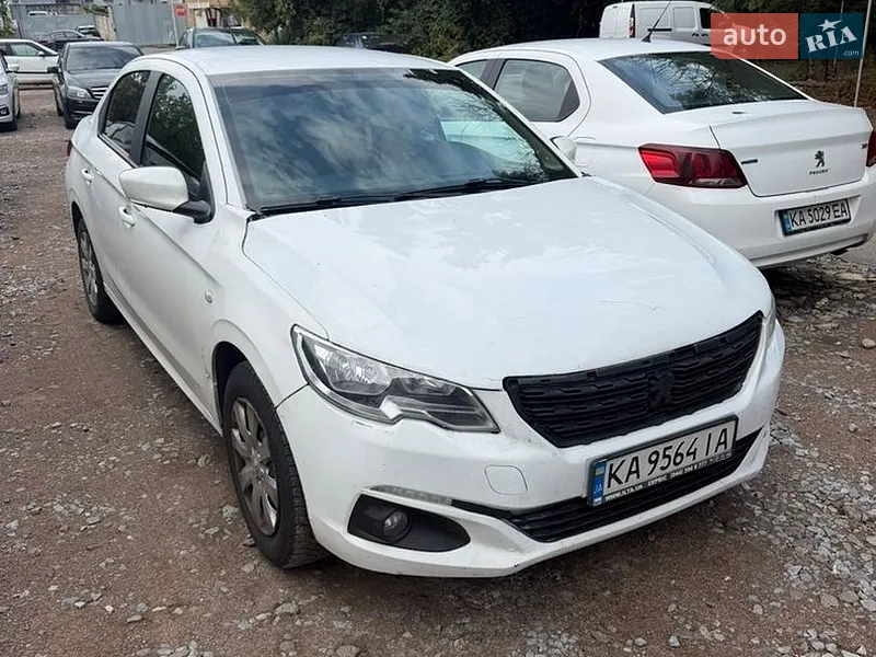 Peugeot 301 2017