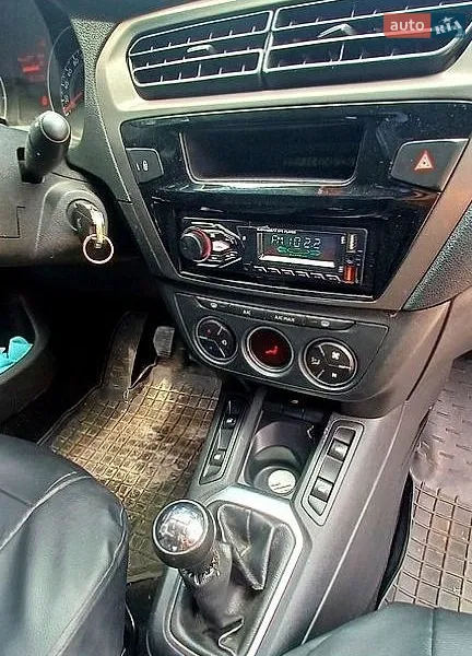 Peugeot 301 2016