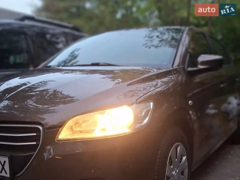 Peugeot 301