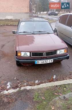 Седан Peugeot 305 1986 в Шишаках