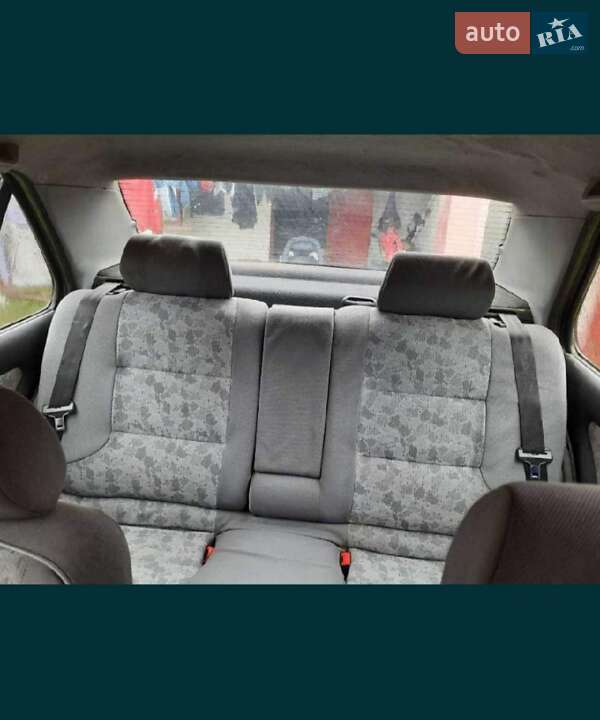 Седан Peugeot 306 1995 в Млинове