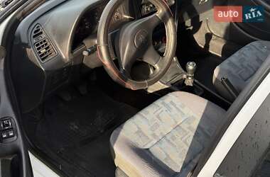 Седан Peugeot 306 1997 в 