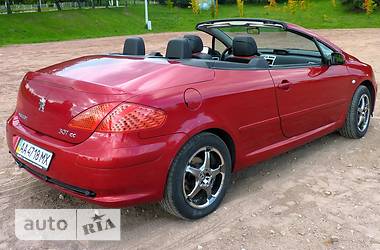 Кабриолет Peugeot 307 2004 в 