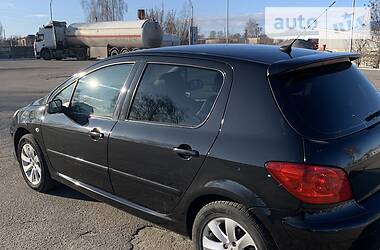 Хэтчбек Peugeot 307 2006 в Богуславе