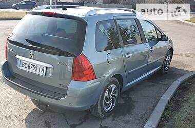 Универсал Peugeot 307 2006 в Жовкве