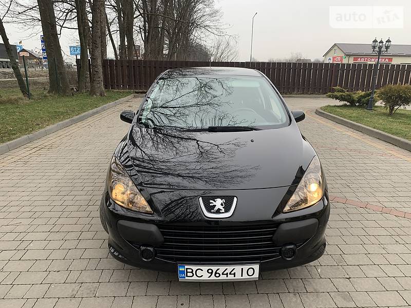 Хетчбек Peugeot 307 2007 в Стрию
