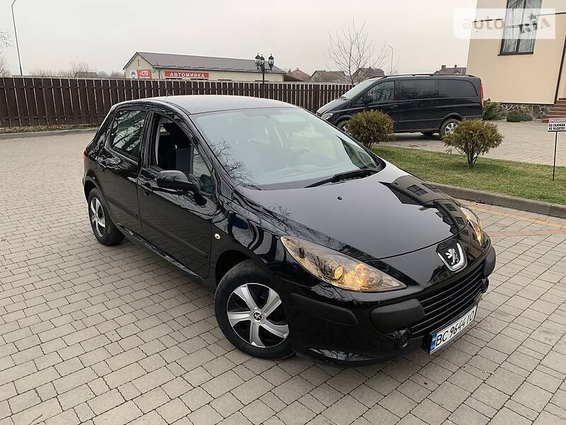 Хетчбек Peugeot 307 2007 в Стрию