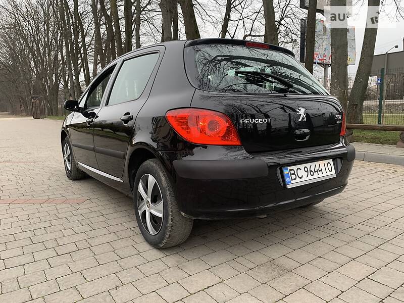 Хетчбек Peugeot 307 2007 в Стрию
