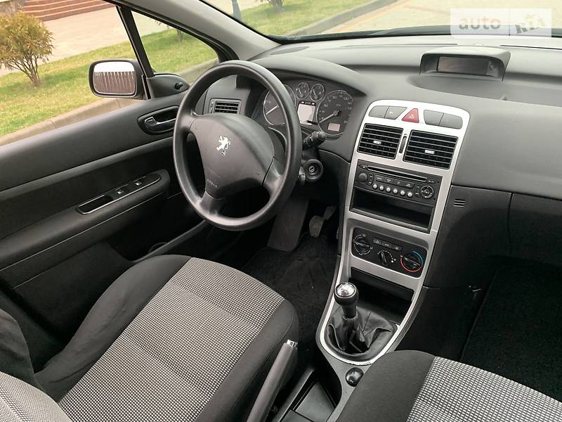 Хетчбек Peugeot 307 2007 в Стрию