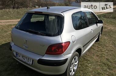 Хетчбек Peugeot 307 2004 в 