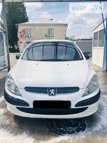 Хэтчбек Peugeot 307 2004 в Киеве