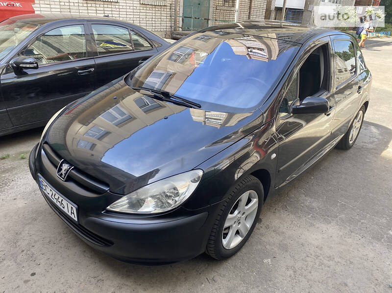 Хетчбек Peugeot 307 2002 в 