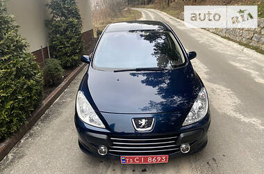 Хэтчбек Peugeot 307 2007 в Буче