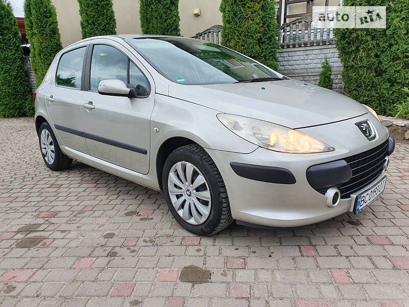 Хэтчбек Peugeot 307 2006 в Бродах