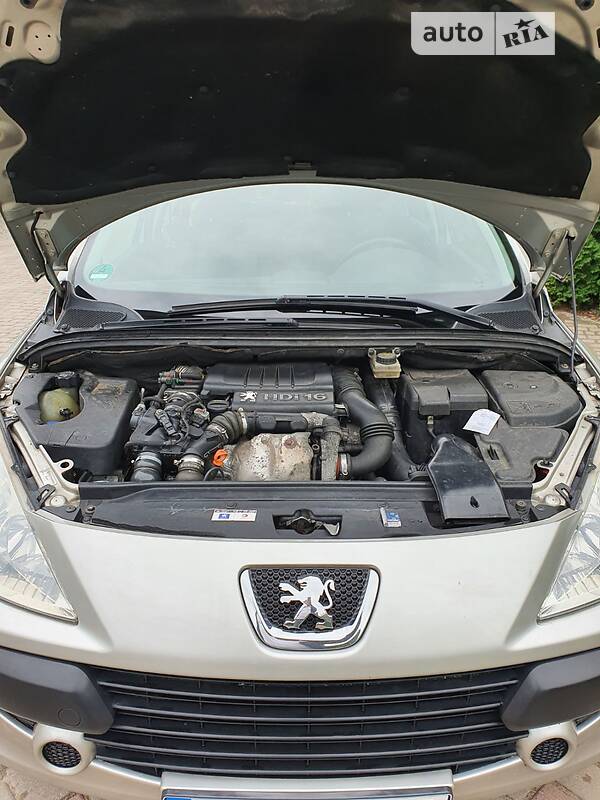 Хэтчбек Peugeot 307 2006 в Бродах