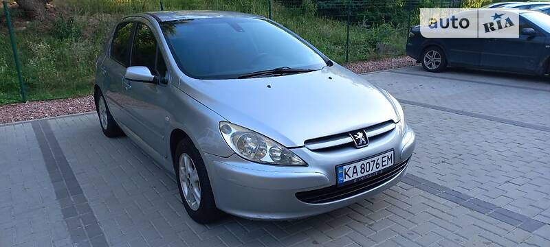 Хэтчбек Peugeot 307 2002 в Киеве