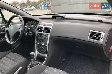 Хетчбек Peugeot 307 2003 в 