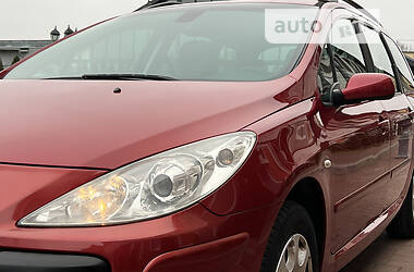 Универсал Peugeot 307 2006 в 