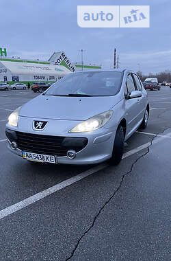 Хэтчбек Peugeot 307 2007 в Киеве