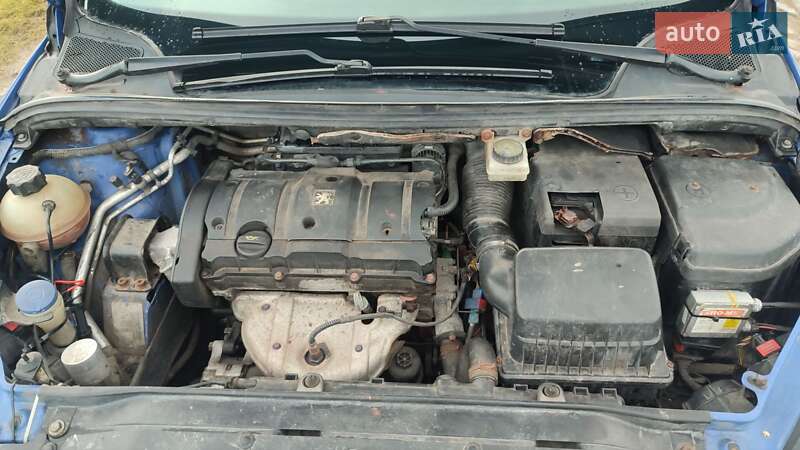 Хэтчбек Peugeot 307 2003 в Луцке