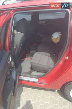 Седан Peugeot 307 2004 в Києві