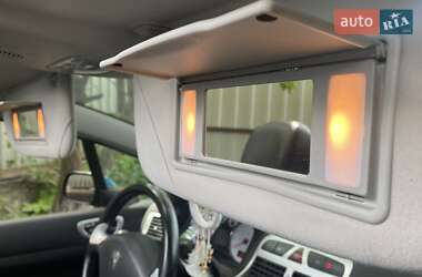 Кабриолет Peugeot 307 2005 в 