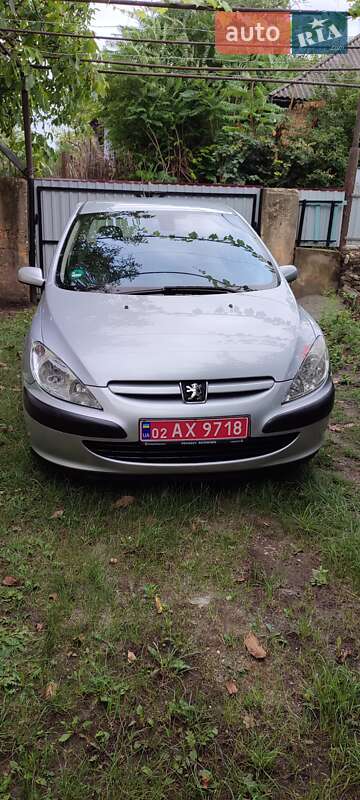 Хэтчбек Peugeot 307 2004 в Могилев-Подольске
