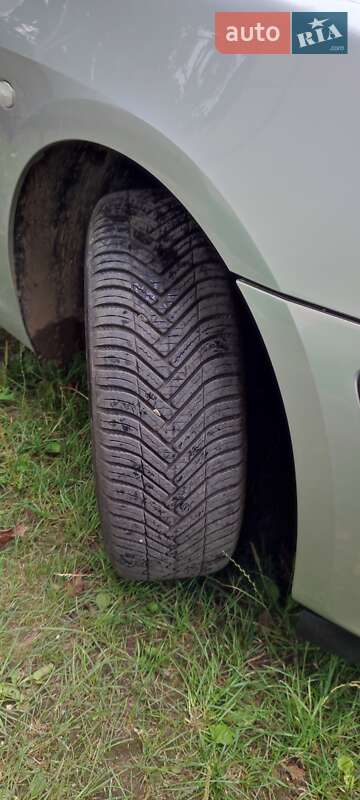 Хэтчбек Peugeot 307 2004 в Могилев-Подольске